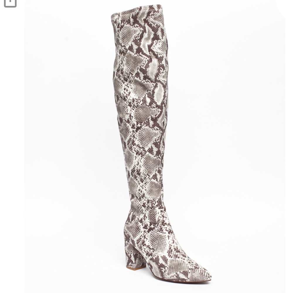 Smash Yaya boots
